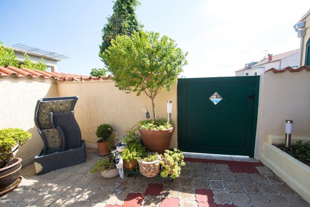 Apartments Marija Near Center Vodice Dış mekan fotoğraf